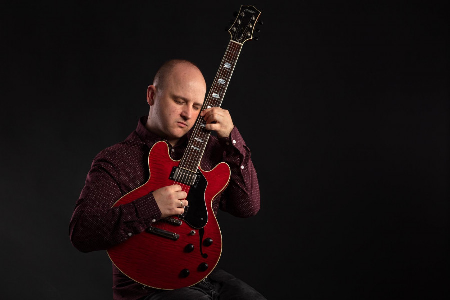 Bálint Gyémánt jazz-guitar DLA Concert