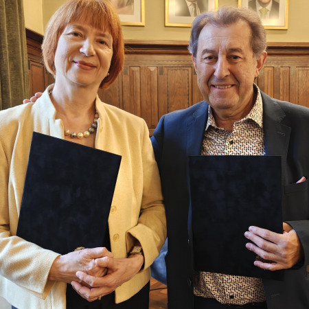 Professor emeritus lett Dobozy Borbála és Dráfi Kálmán