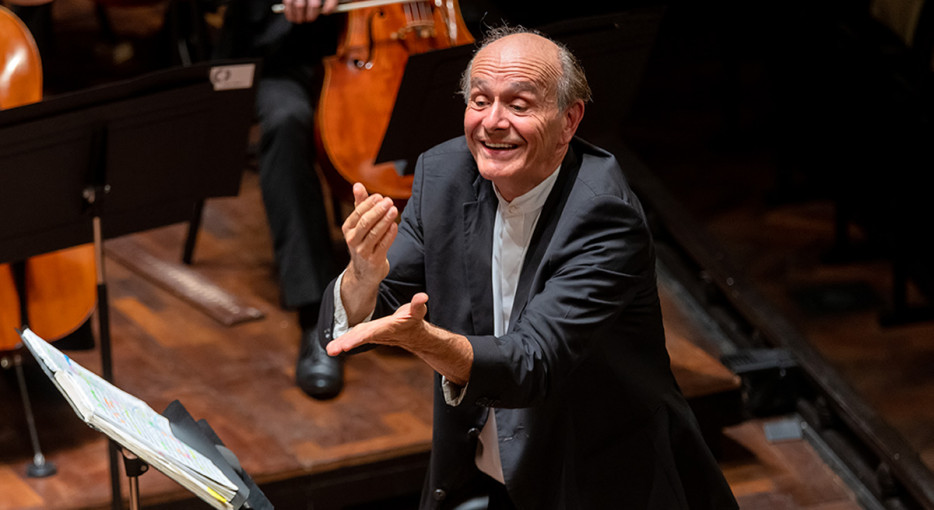 Takács-Nagy Gábor és a Zeneakadémia Szimfonikus Zenekara 