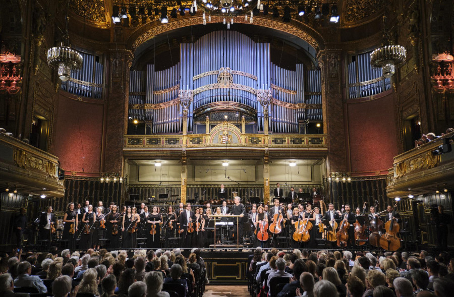 Guido Mancusi és a Budafoki Dohnányi Zenekar