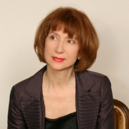 Dobozy Borbála